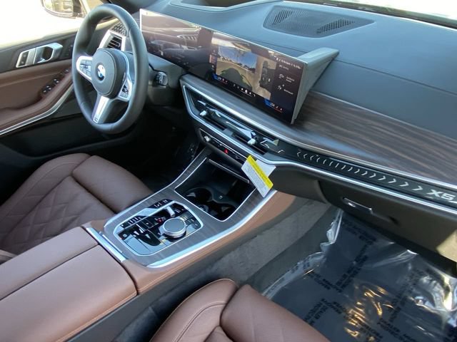 Used 2026 BMW X5 sDrive40i w/ M Sport Package RWD image 12