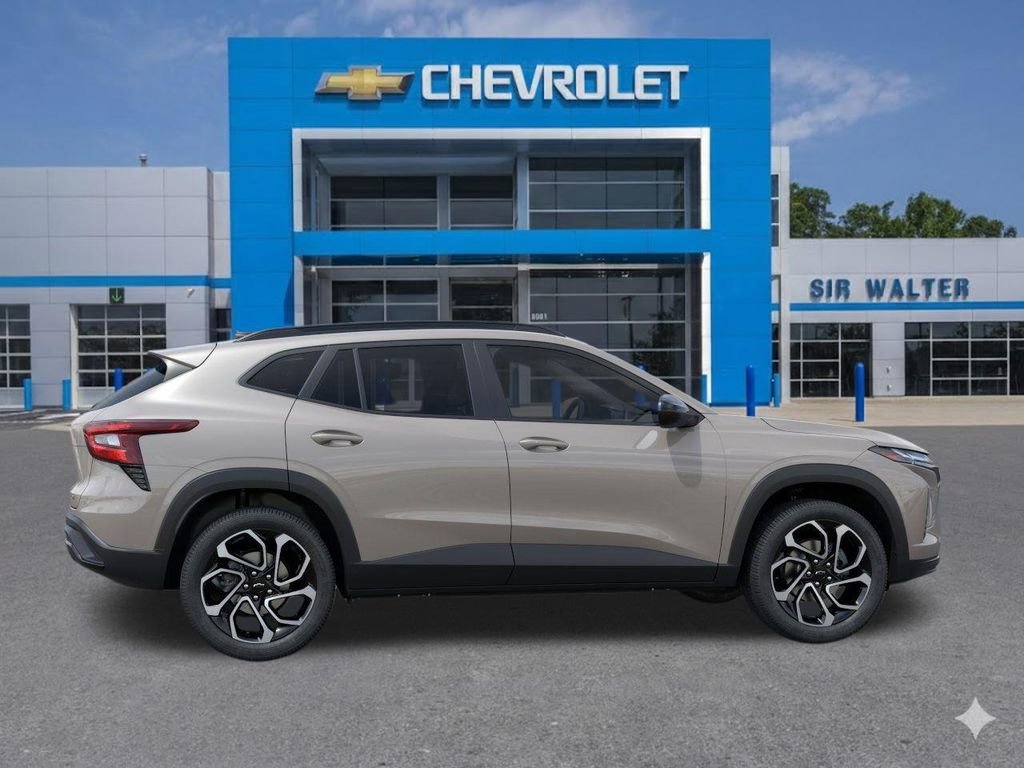 New 2026 Chevrolet Trax RS w/ Sunroof Package FWD image 6