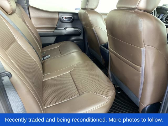 Used 2017 Toyota Tacoma Limited w/ Tow Package AWD/4WD image 12