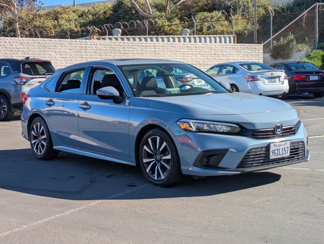 Used 2023 Honda Civic EX image 3