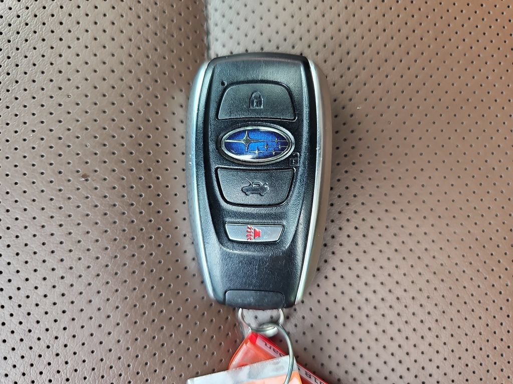 Used 2018 Subaru Outback 3.6R Touring w/ Popular Package #3 AWD/4WD image 36
