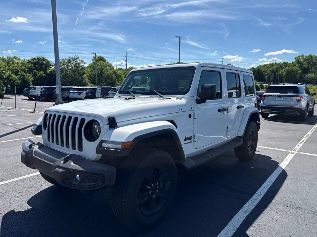 Used 2020 Jeep Wrangler Unlimited Sahara AWD/4WD image 2
