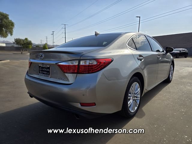 Used 2015 Lexus ES 350 w/ Premium Package FWD image 6
