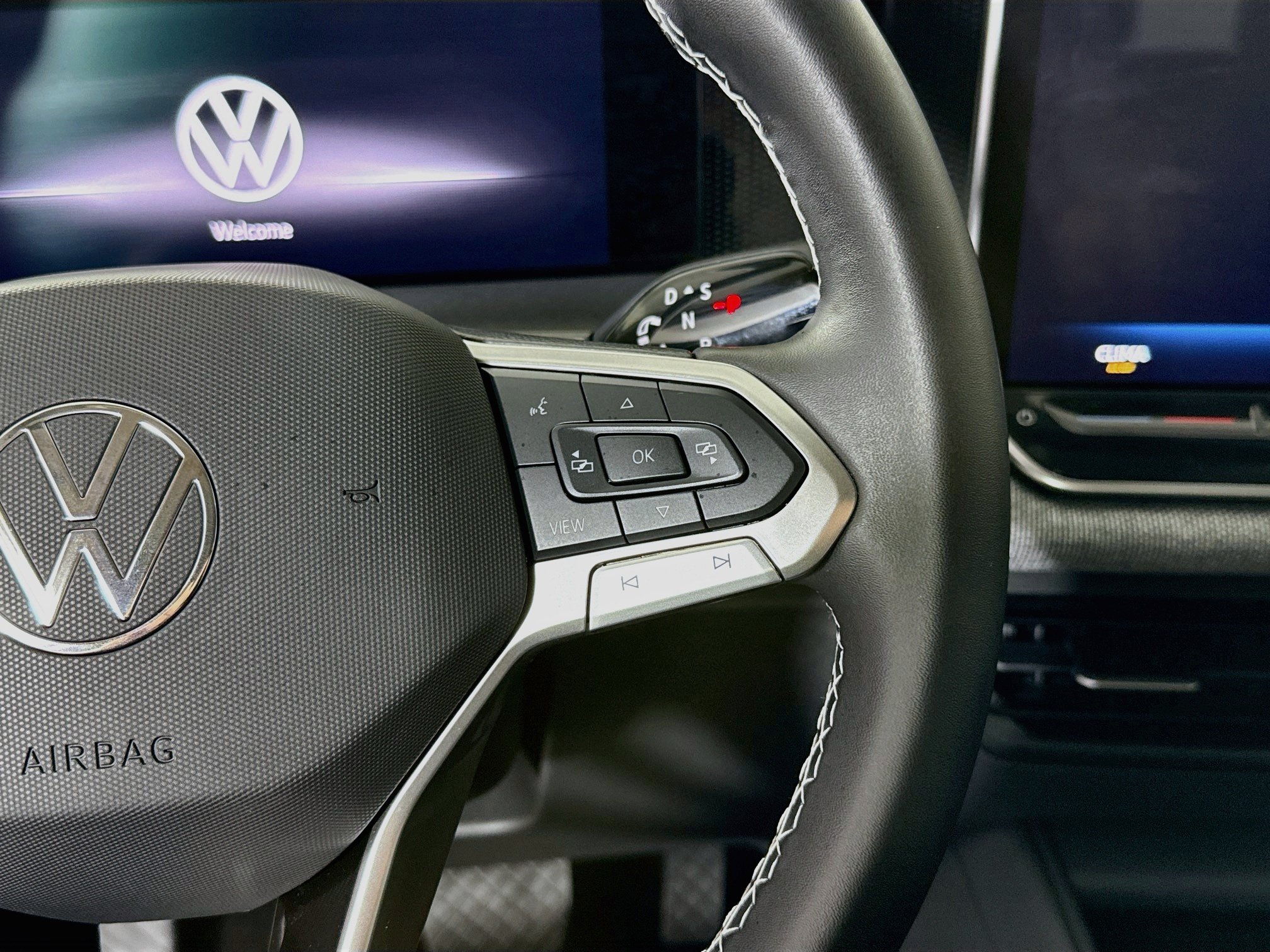 Used 2025 Volkswagen Tiguan S FWD image 15