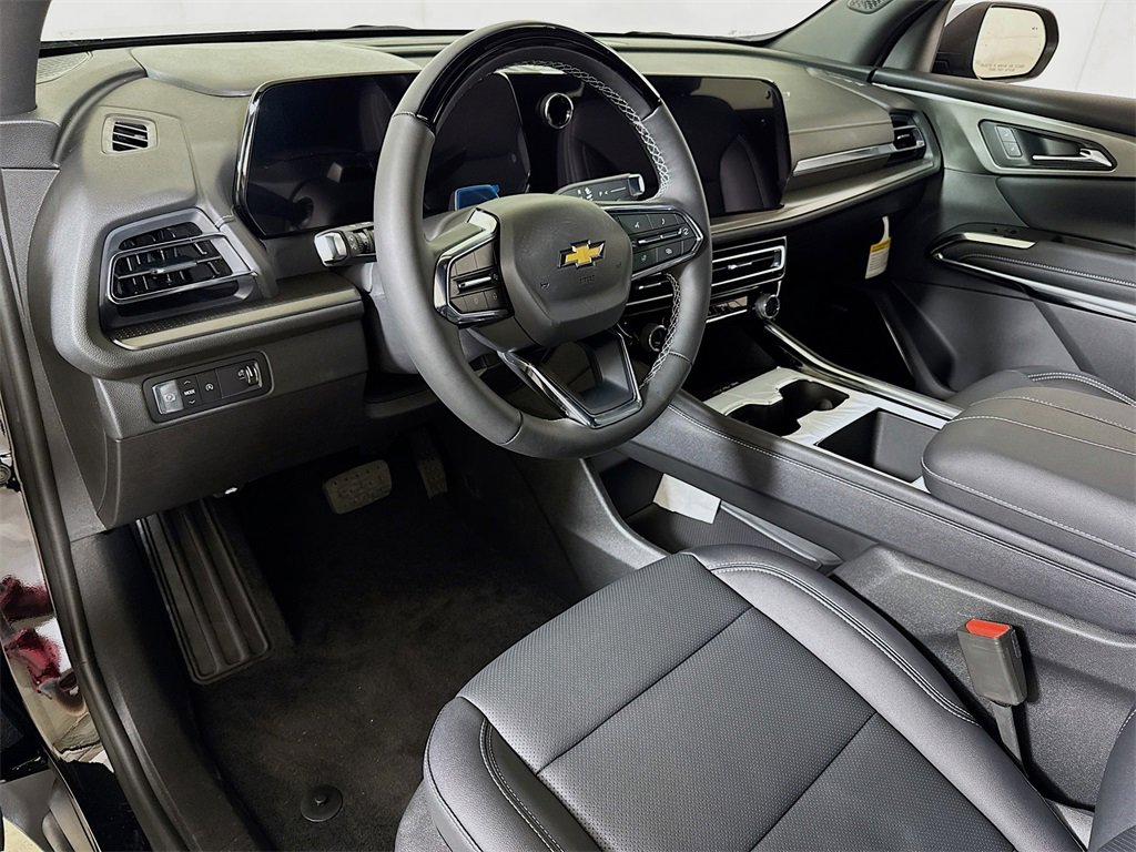 New 2026 Chevrolet Traverse LT w/ Enhanced Driving Package image 5