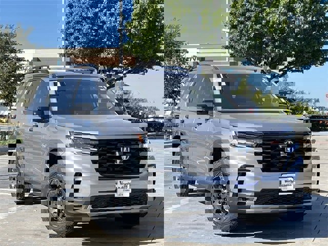 New 2025 Honda Pilot TrailSport image 2