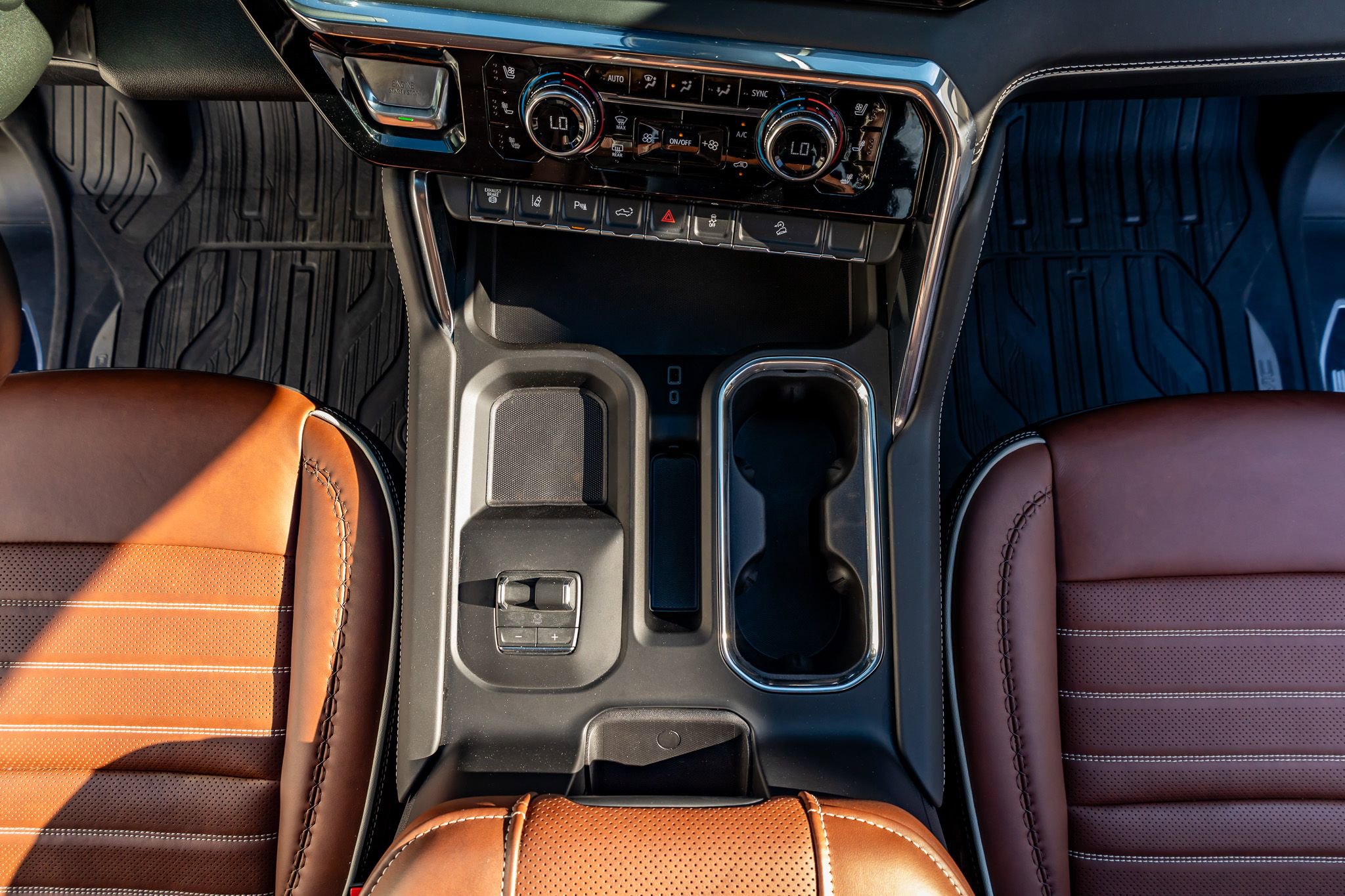 Used 2026 GMC Sierra 2500 Denali Ultimate w/ Max Trailering Package image 29