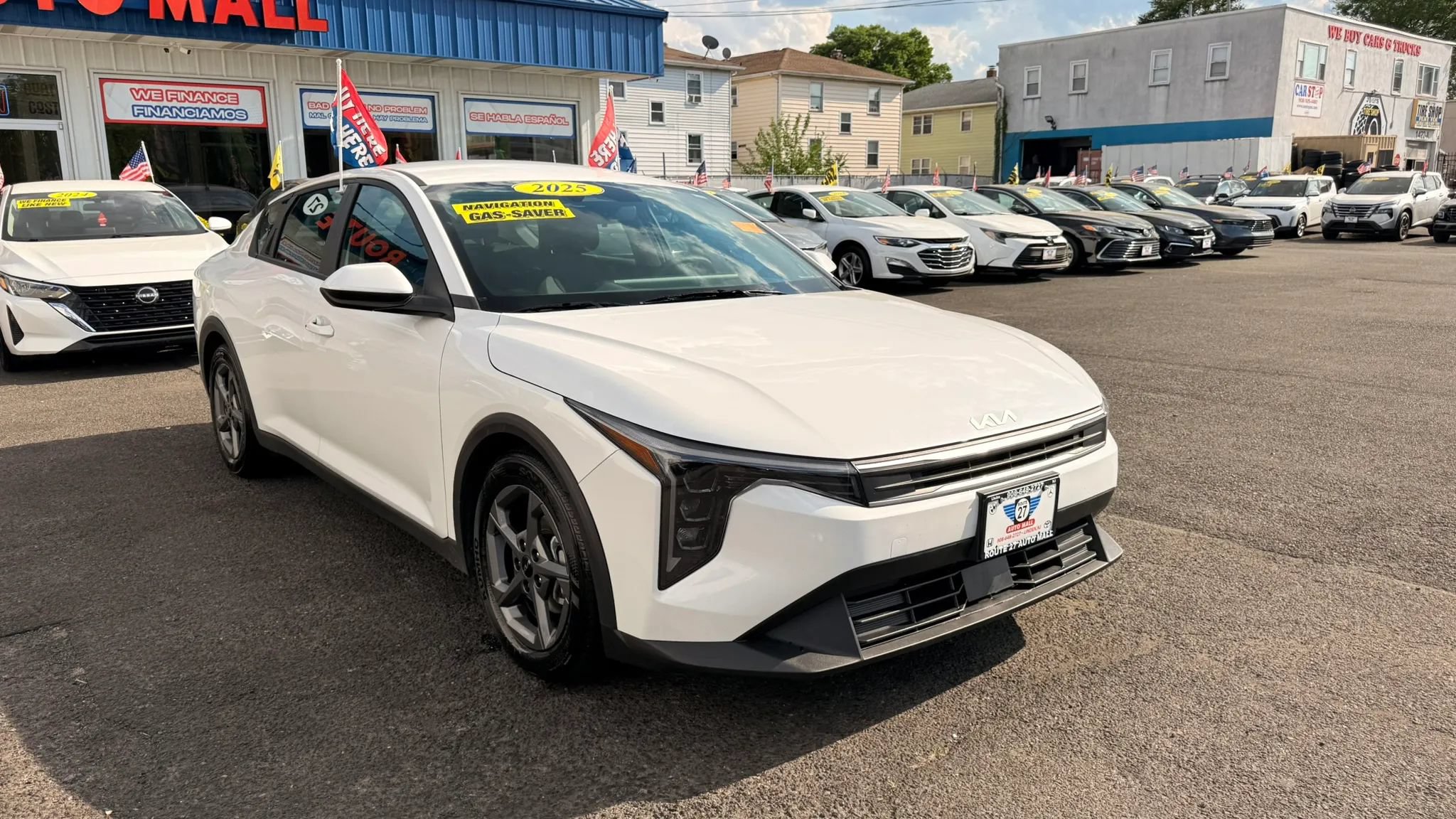 Used 2025 Kia K4 FWD image 2
