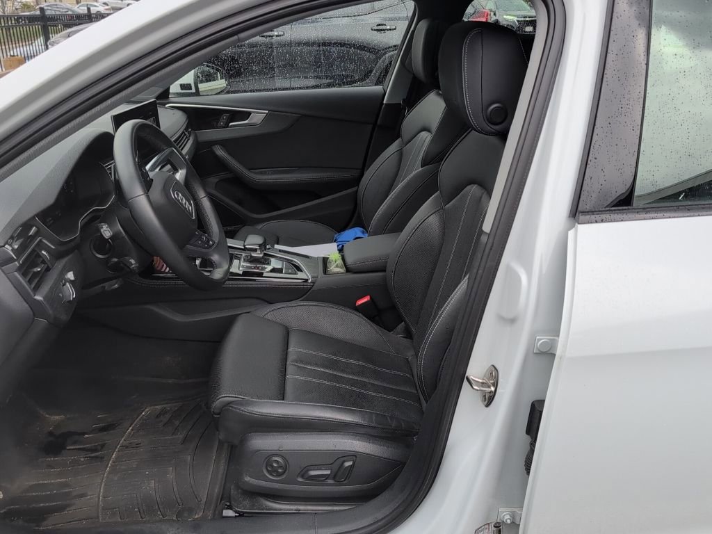 Used 2022 Audi A4 2.0T Prestige w/ Prestige Package AWD/4WD image 2