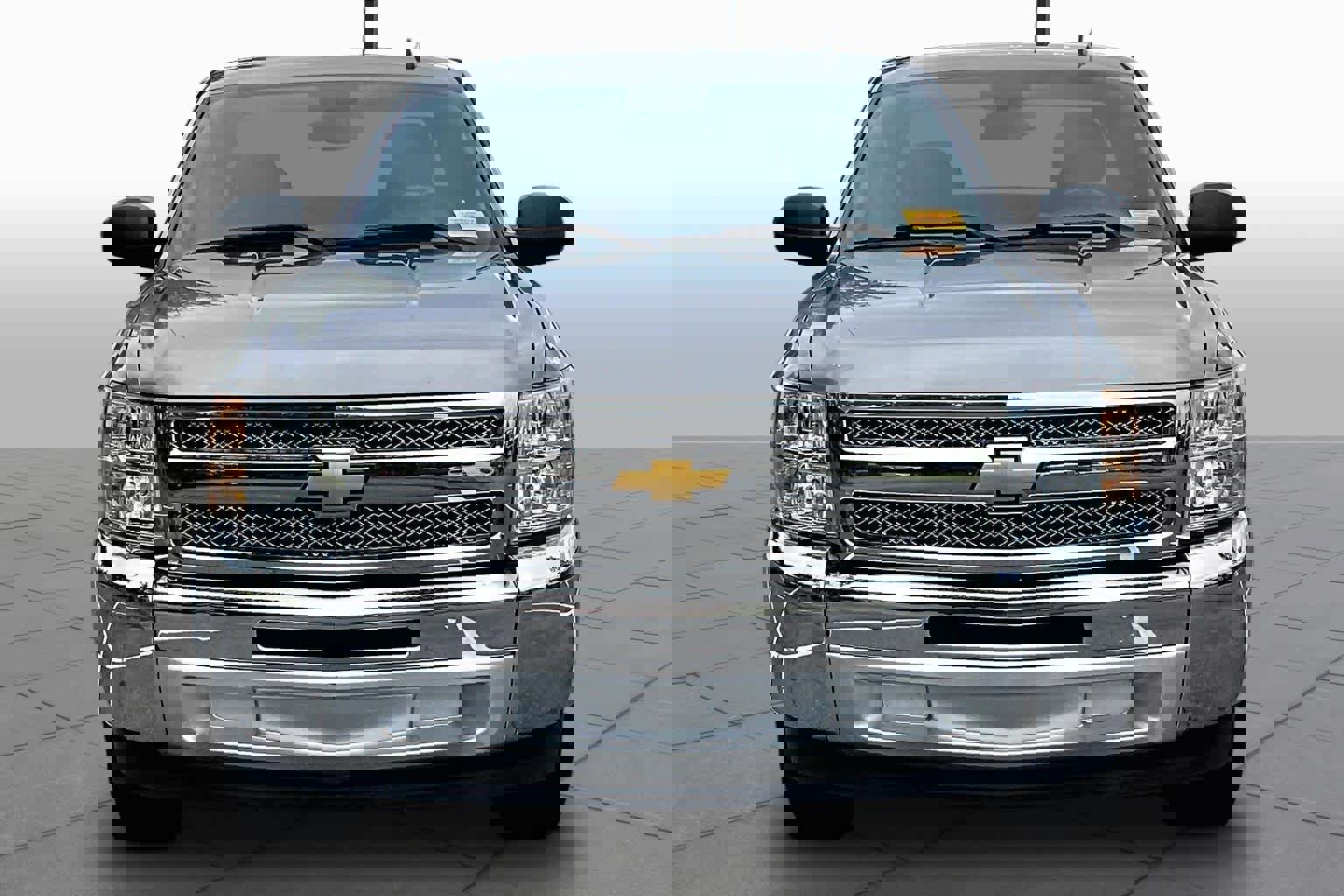 Used 2013 Chevrolet Silverado 1500 LT w/ All-Star Edition RWD image 3