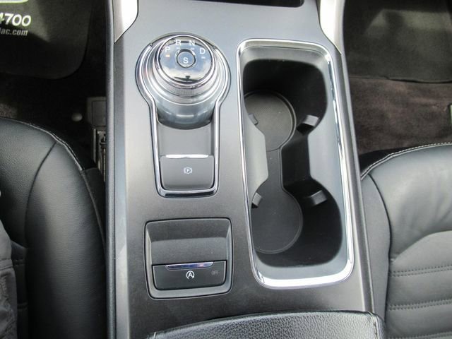 Used 2017 Ford Fusion SE w/ Fusion SE Technology Package FWD image 24