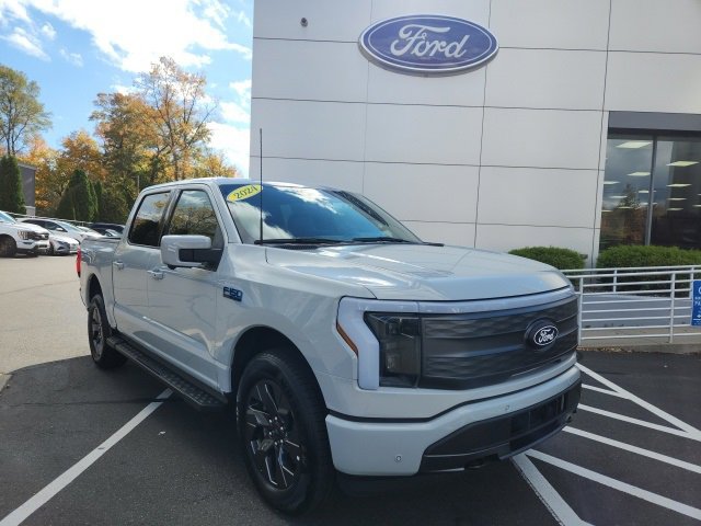 Used 2024 Ford F150 Lightning Lariat image 1