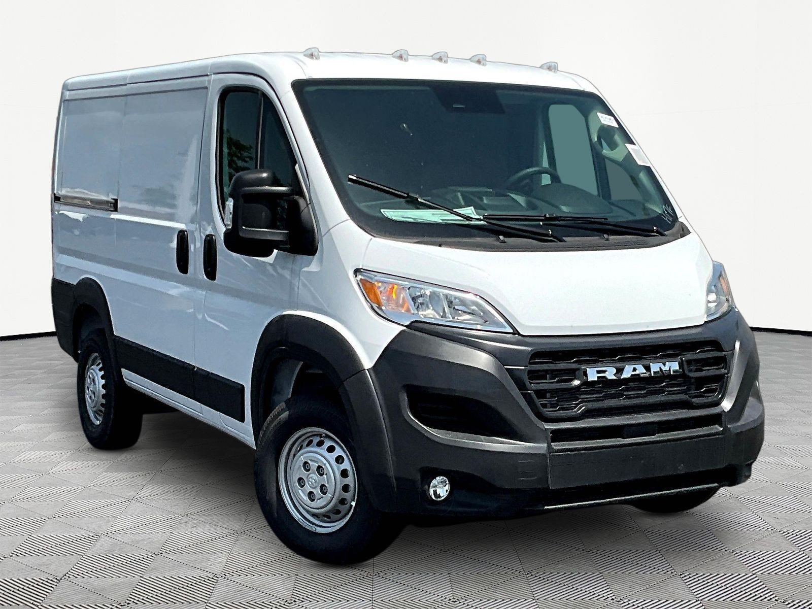 New 2026 RAM ProMaster 1500 w/ Convenience Group FWD image 3