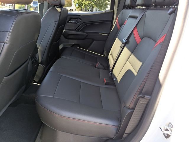 Used 2023 Chevrolet Colorado Z71 w/ Z71 Convenience Package 2 image 31