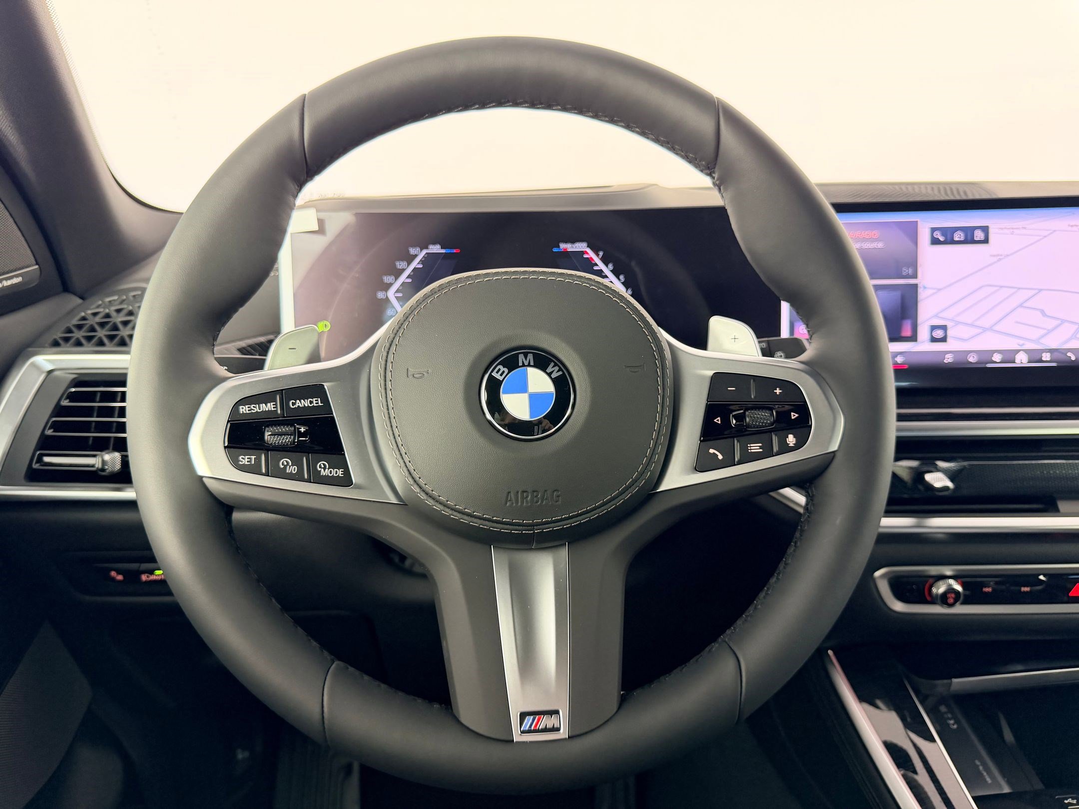New 2026 BMW X5 xDrive40i w/ M Sport Package AWD/4WD image 15