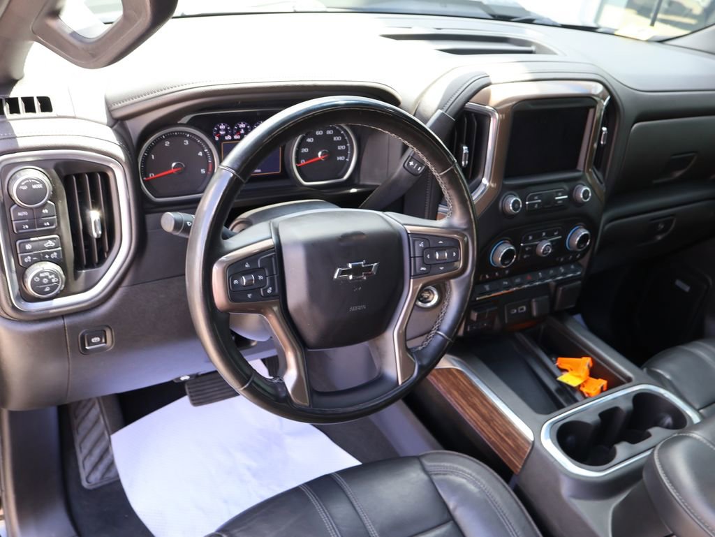 Used 2023 Chevrolet Silverado 3500 High Country AWD/4WD image 25