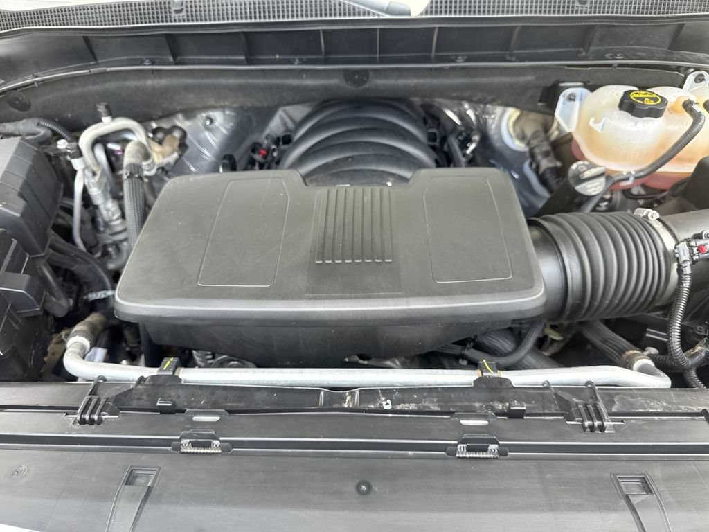 Used 2024 Chevrolet Tahoe LT RWD image 17