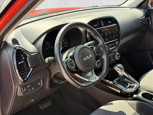 Used 2022 Kia Soul GT-Line FWD image 9