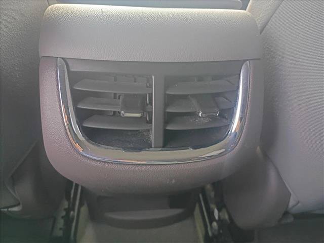 Used 2022 Chevrolet Malibu LT FWD image 15