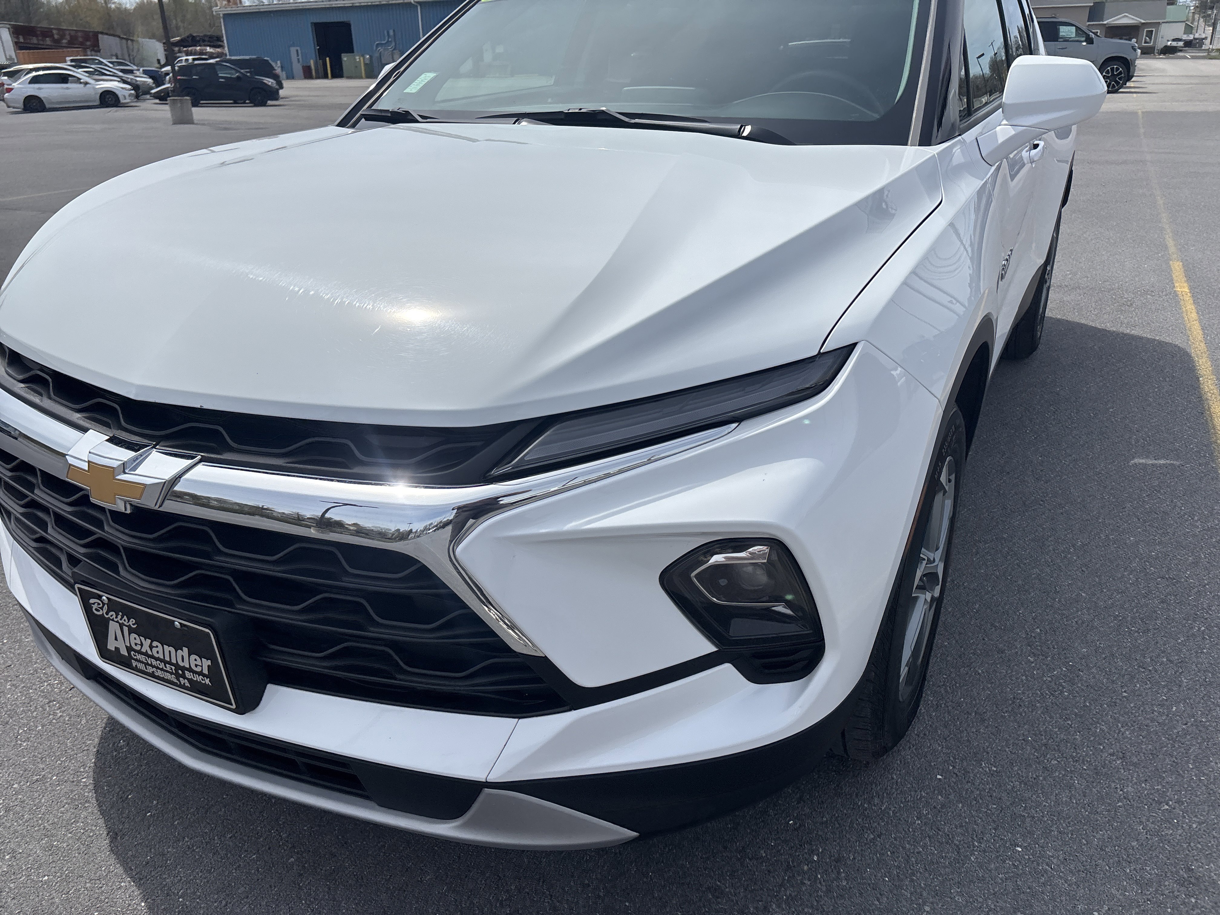 Used 2025 Chevrolet Blazer LT AWD/4WD image 10