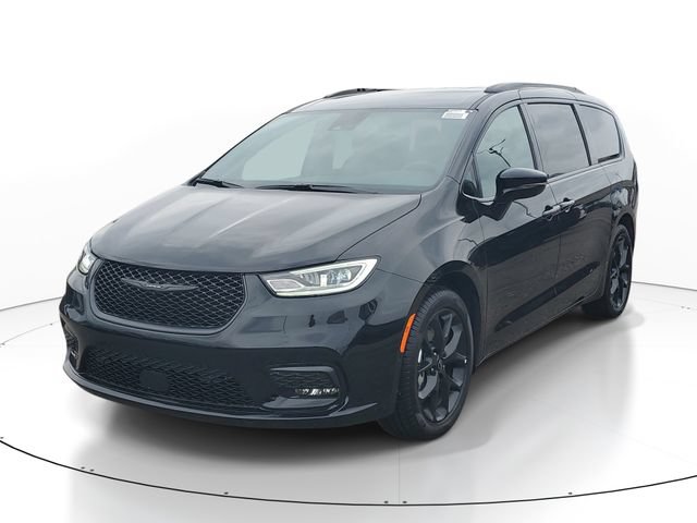 New 2026 Chrysler Pacifica Select w/ S Appearance Package FWD image 2