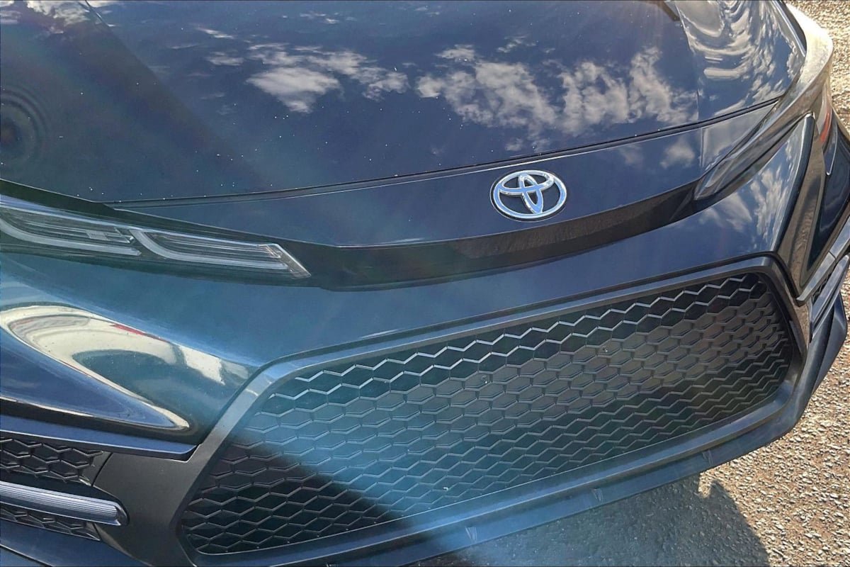 Used 2020 Toyota Corolla SE w/ Carpet Mat Package (TMS) FWD image 27