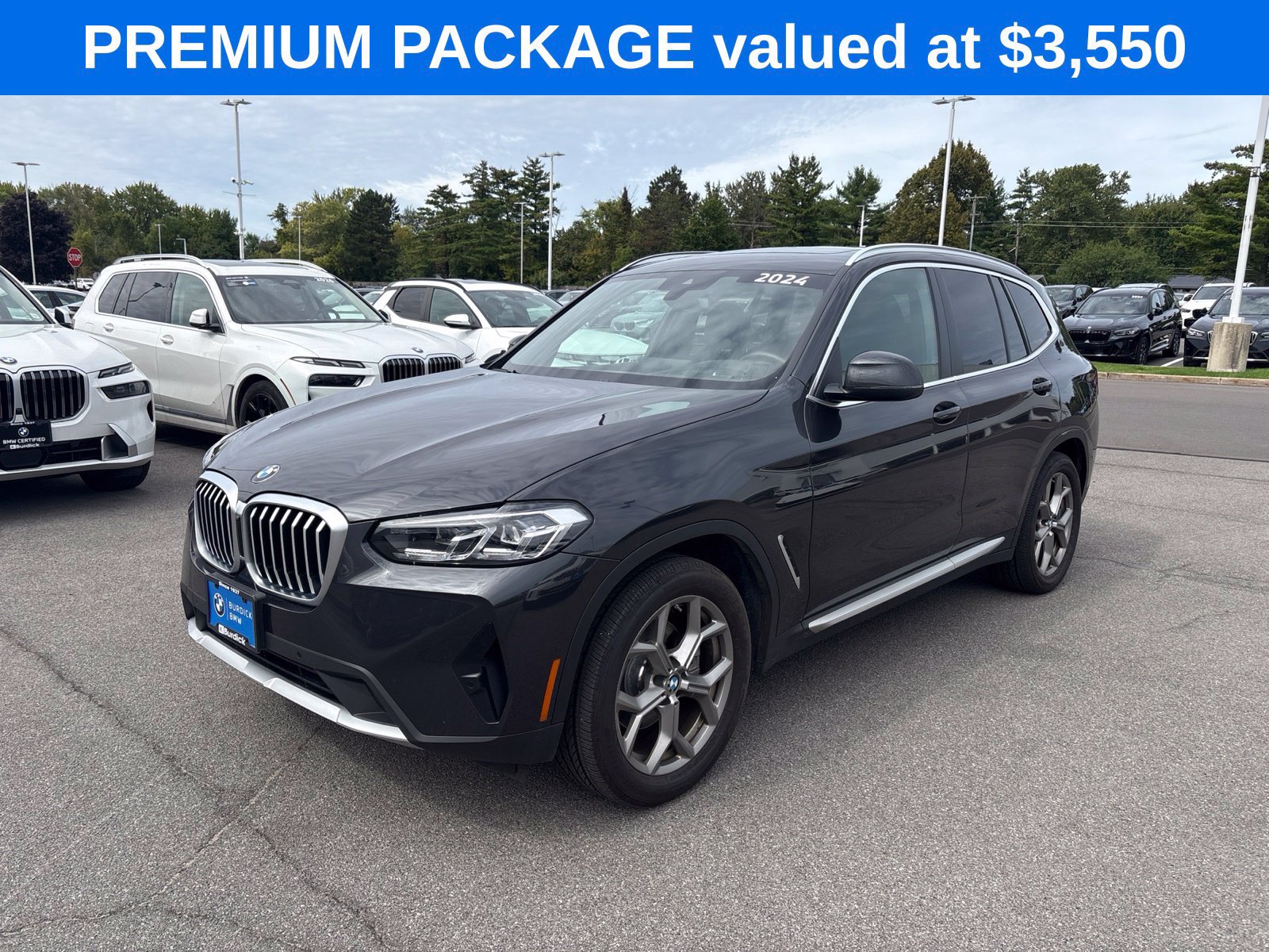 Used 2024 BMW X3 xDrive30i w/ Premium Package AWD/4WD image 2