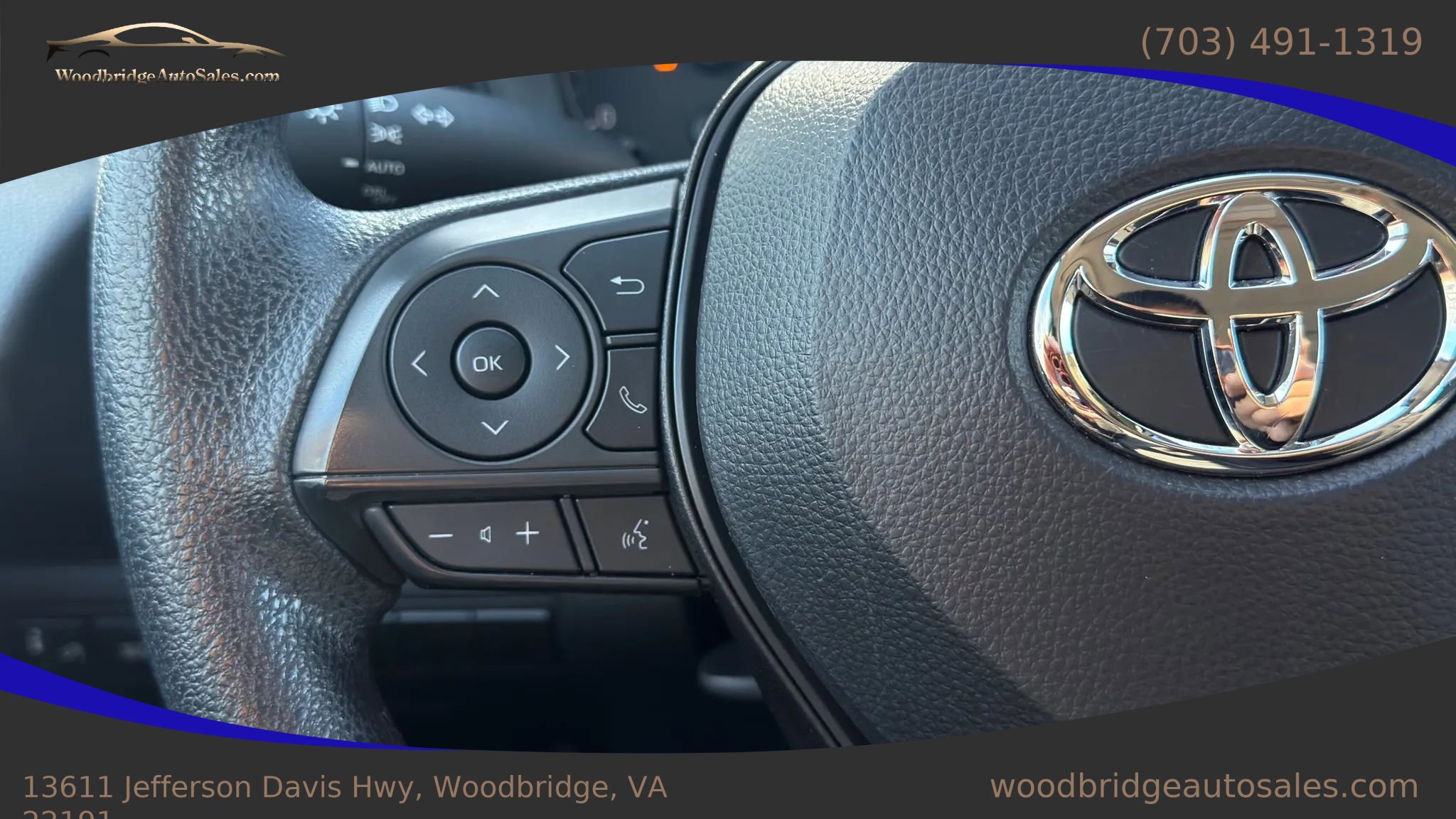 Used 2024 Toyota Corolla LE FWD image 14