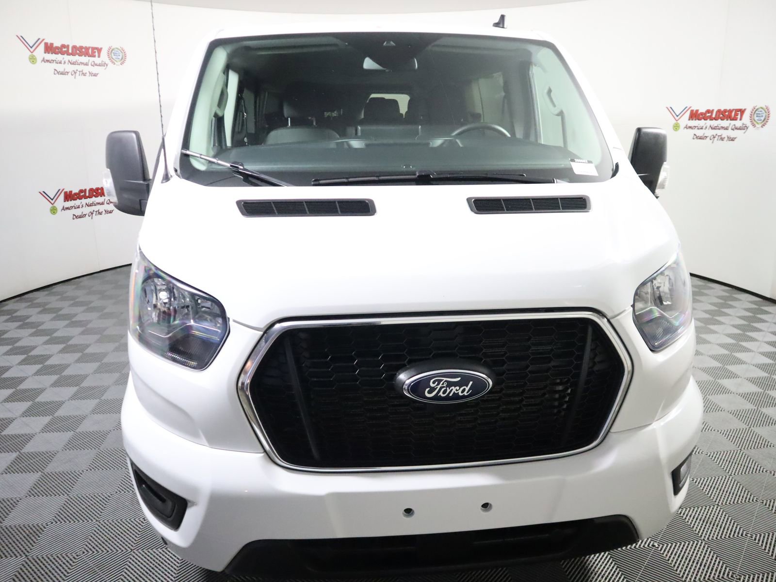 Used 2024 Ford Transit 350 XLT image 12