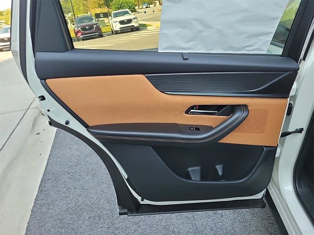 New 2025 MAZDA CX-70 3.3 Turbo S w/ Premium Plus image 15