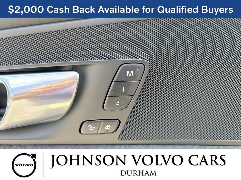 New 2026 Volvo XC60 B5 Plus w/ Protection Package Premier AWD/4WD image 15