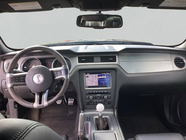 Used 2011 Ford Mustang Shelby GT500 w/ SVT Performance Pkg image 22