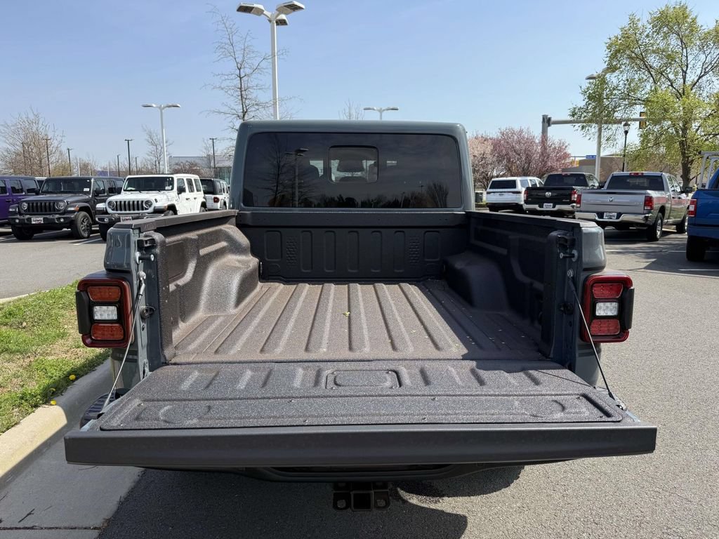 New 2026 Jeep Gladiator Rubicon AWD/4WD image 31