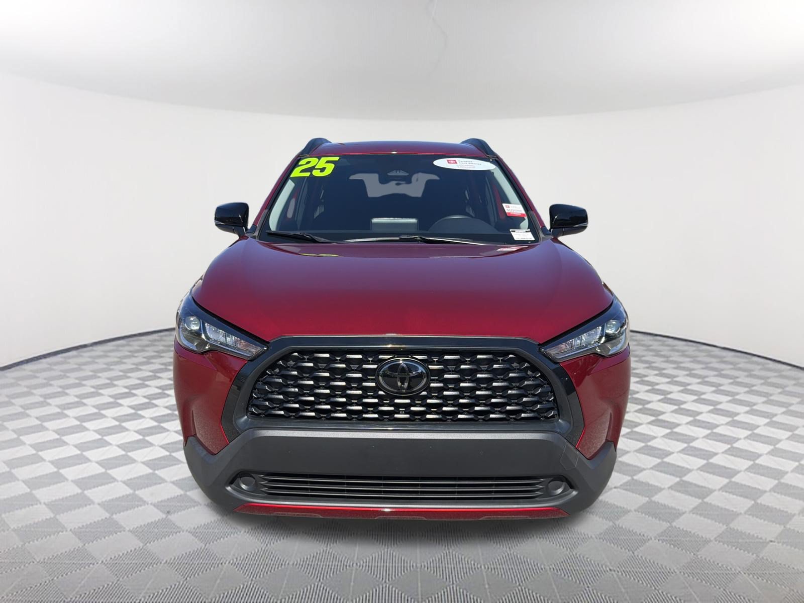 Certified 2025 Toyota Corolla Cross LE FWD image 2