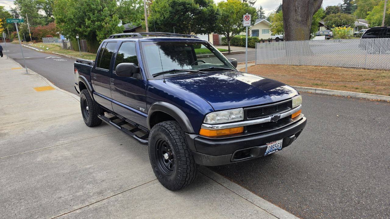 Used 2003 Chevrolet S10 Pickup LS w/ Appearance Package AWD/4WD image 3