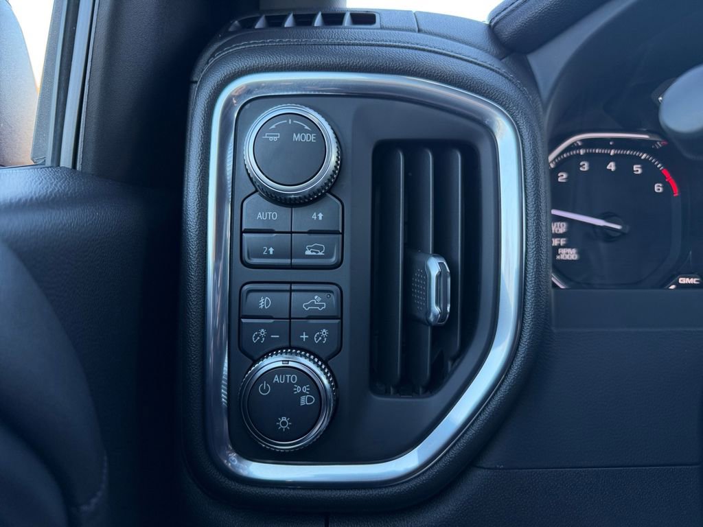 Used 2021 GMC Sierra 1500 Elevation w/ Preferred Package image 25