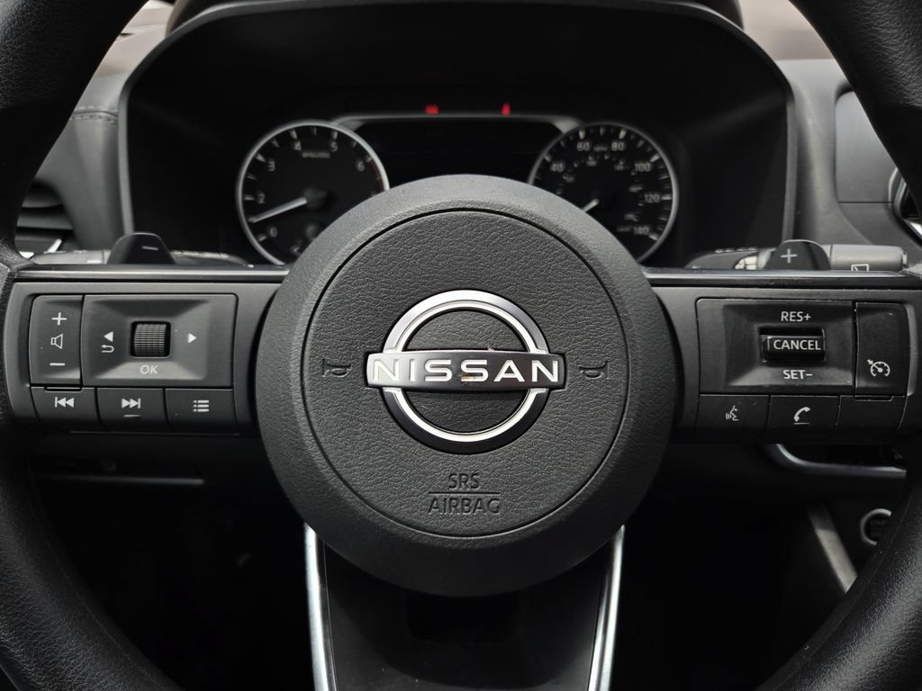 Used 2023 Nissan Rogue S FWD image 25
