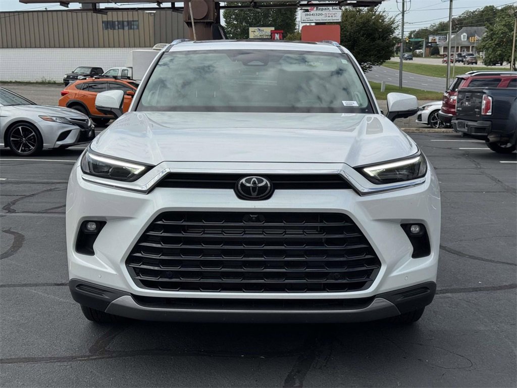 Used 2025 Toyota Grand Highlander AWD Hybrid image 26