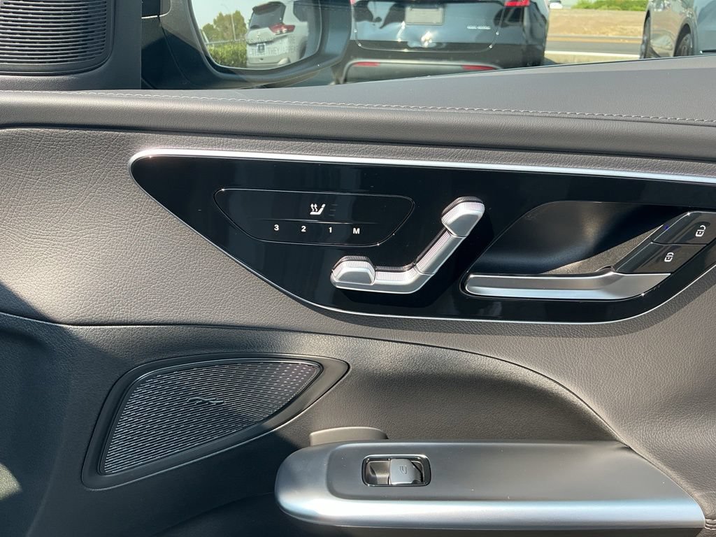 New 2026 Mercedes-Benz C 300 4MATIC Sedan image 19