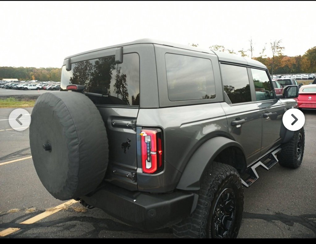 Used 2022 Ford Bronco Wildtrak image 4