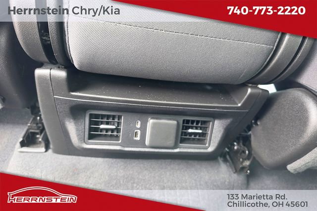 Used 2023 Chevrolet Silverado 1500 LT AWD/4WD image 24