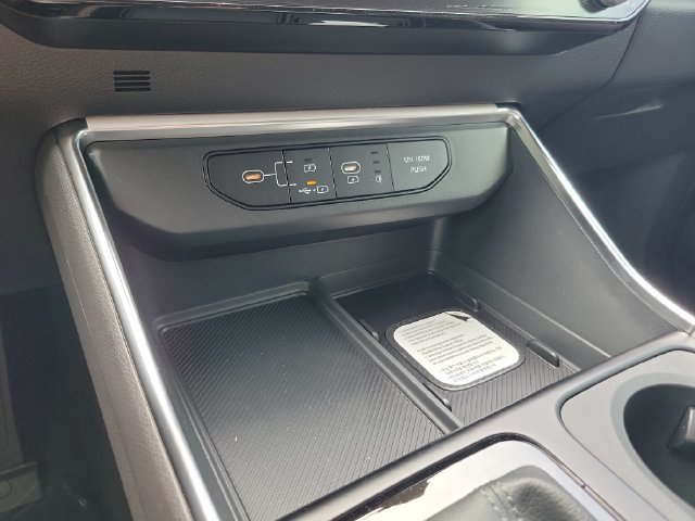 New 2027 Kia Carnival SX w/ Dark Edition Package FWD image 26
