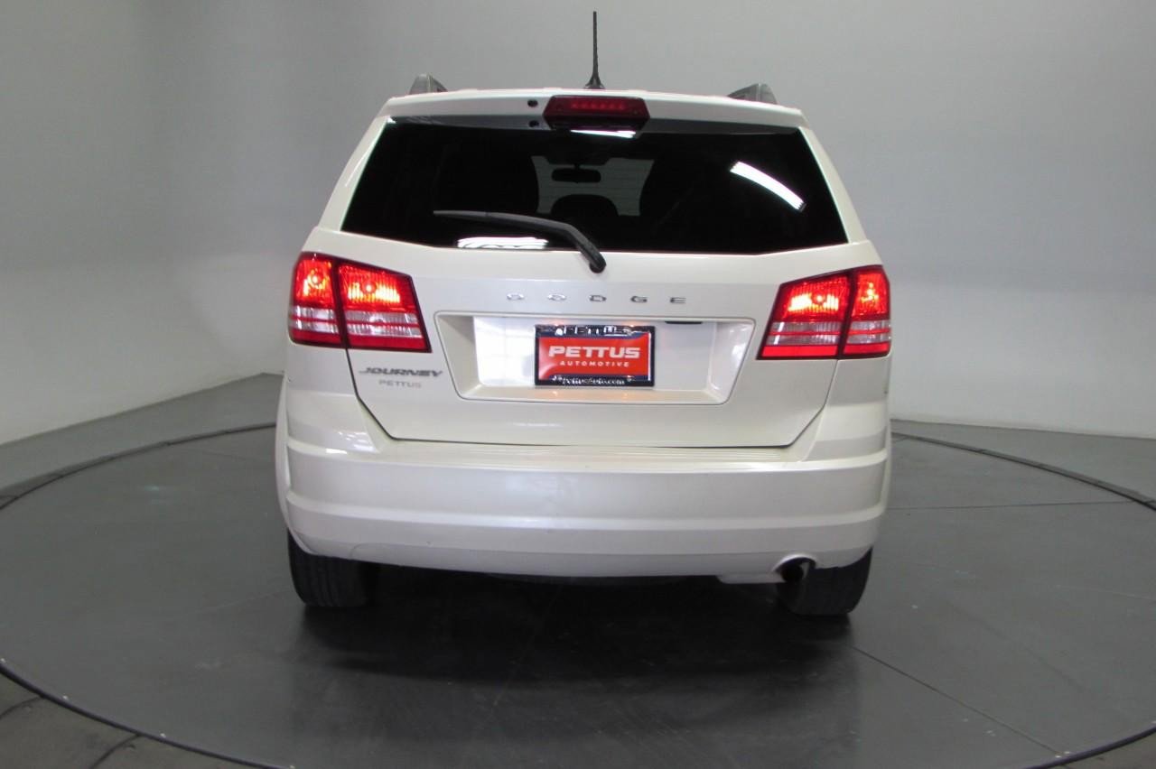 Used 2017 Dodge Journey SE w/ Flexible Seating Group image 7