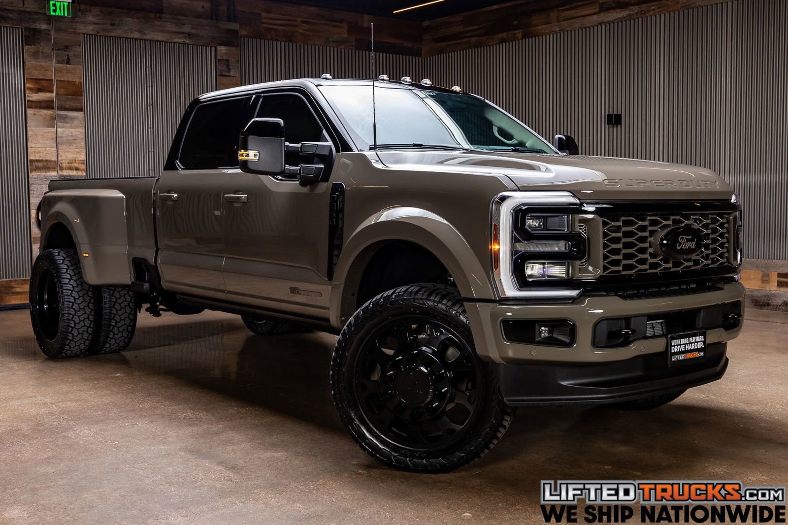 Used 2026 Ford F450 Platinum AWD/4WD image 1