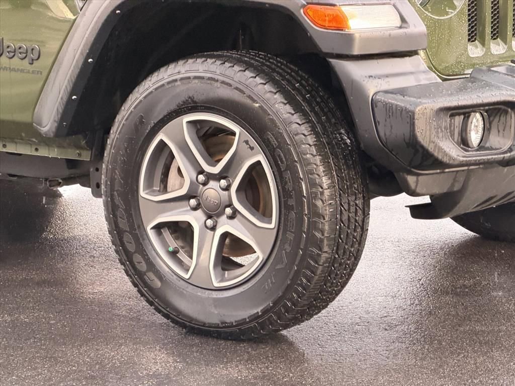 Used 2023 Jeep Wrangler Sport S image 25