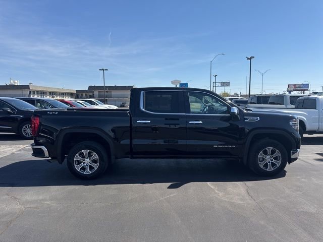 Used 2025 GMC Sierra 1500 SLT image 2