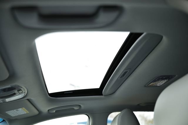 Used 2023 Hyundai Kona Limited image 19