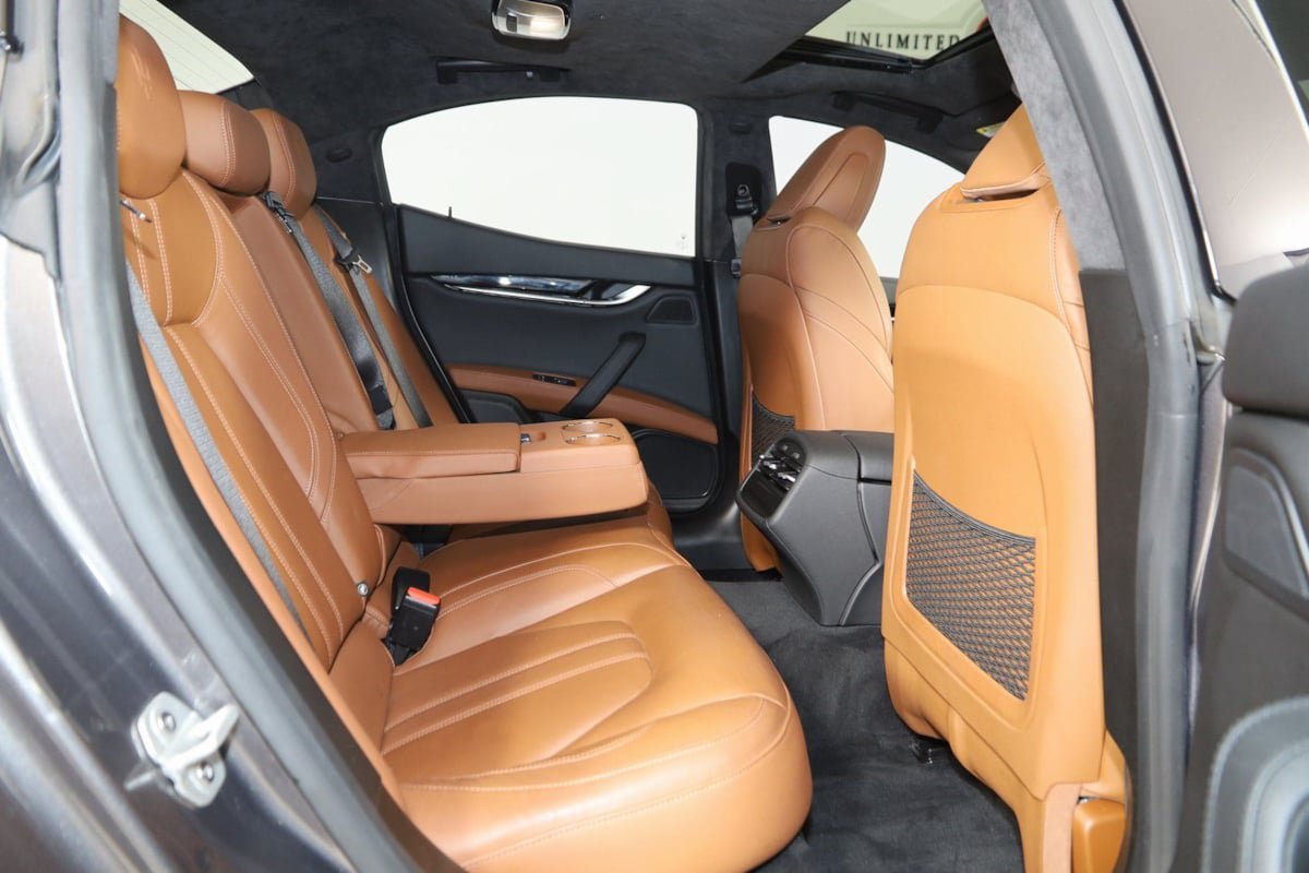 Used 2022 Maserati Ghibli Modena image 14