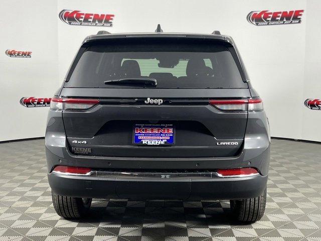 New 2025 Jeep Grand Cherokee Laredo w/ Luxury Tech Group I image 7