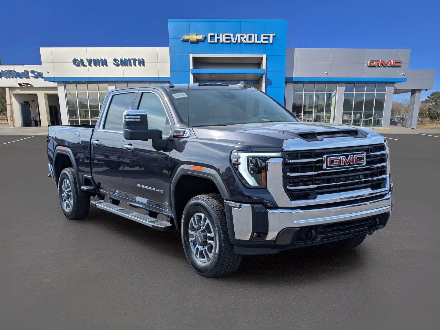 New 2025 GMC Sierra 2500 SLT w/ SLT Convenience Package image 3